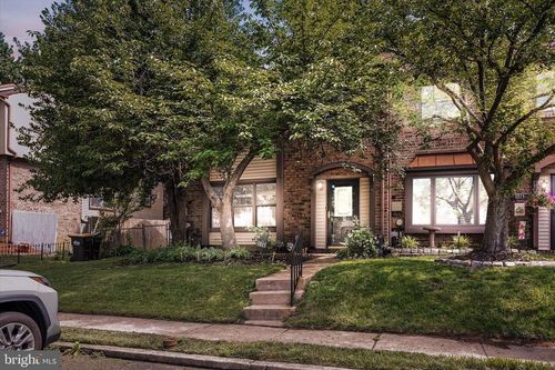 1015 Oldham Ct, BENSALEM, PA, 19020-4823 | Card Image