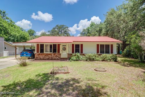 8472 Mary Rd, Biloxi, MS, 39532-8280 | Card Image