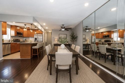 7608 Dicks Ave, PHILADELPHIA, PA, 19153-2129 | Card Image
