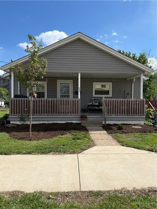 520 Grant St, Springdale, PA, 15144-1424 | Card Image