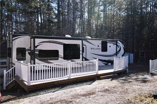 443 Kinston Loop Dr, Westminster, SC, 29693-6302 | Card Image