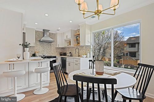 74-1845 Westwind Way, MCLEAN, VA, 22102-1611 | Card Image