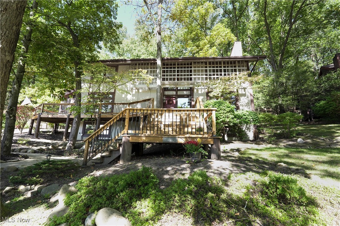 Deepwood Dr, Akron, OH 44313