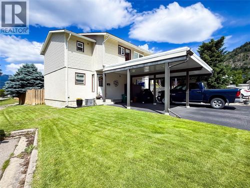 1213 Primrose St, Trail, BC, V1R4M8 | Card Image