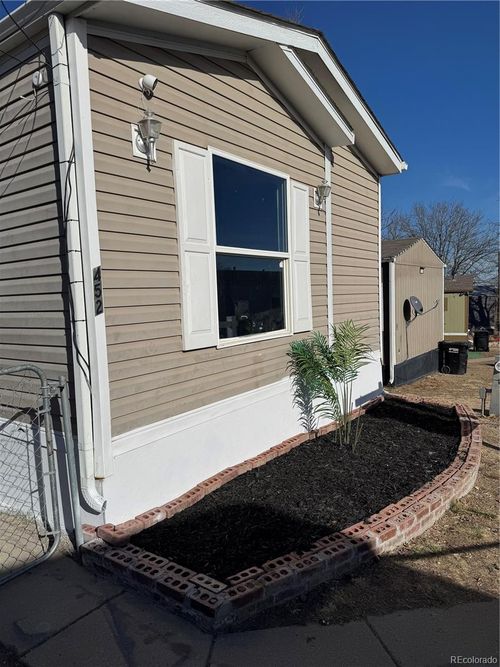 4211 E 100th Ave, Thornton, CO, 80229-3014 | Card Image