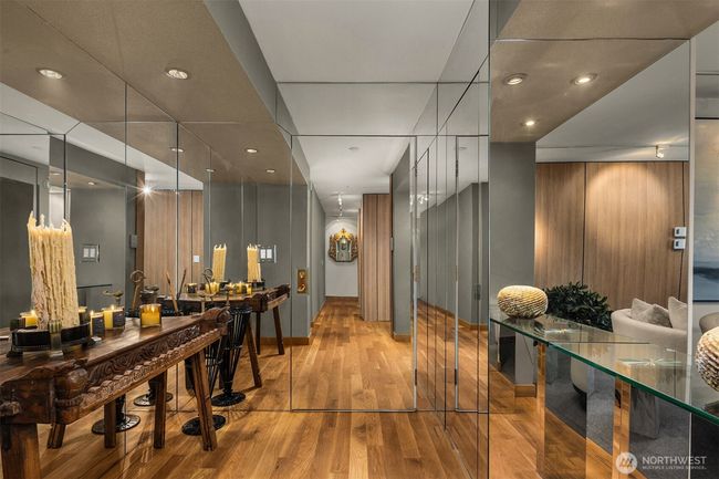 APT-202A - 3650 26 Th Pl W, Condo with 2 bedrooms, 2 bathrooms and 2 parking in Seattle WA | Image 4