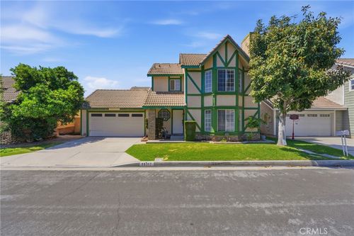 15317 Rancho Serena Dr, Paramount, CA, 90723-4579 | Card Image