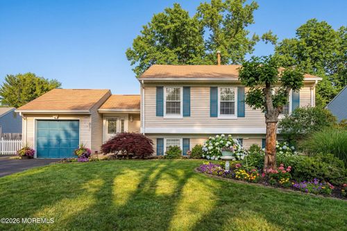 116 Weldon Rd, Manchester, NJ, 08759-6217 | Card Image