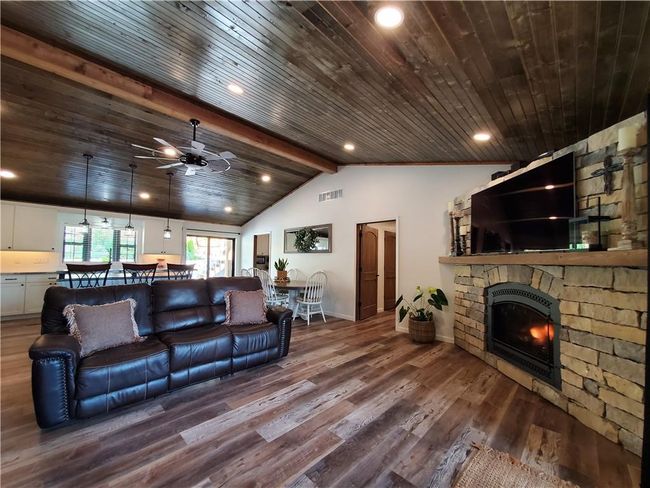 16 S Lakeview Rd, House other with 3 bedrooms, 2 bathrooms and null parking in Mapleton KS | Image 4