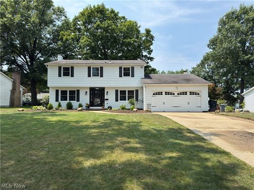 222 High Point Dr, Wadsworth, OH, 44281-2335 | Card Image