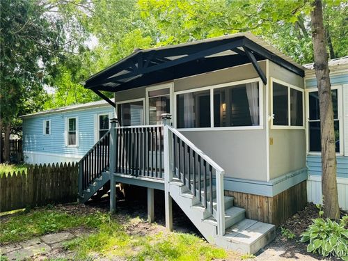 10 Fall Dr, Ithaca, NY, 14850 | Card Image