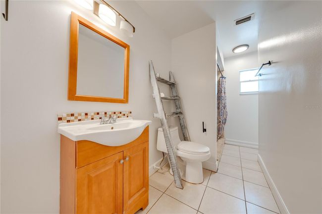Master Bath | Image 25