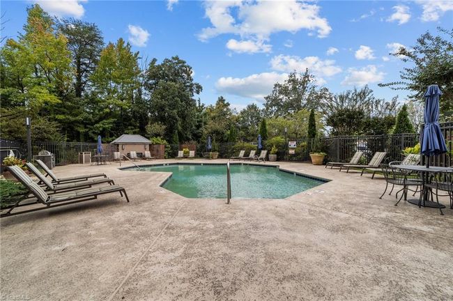 UNIT-906 - 1101 N Elm St, House other with 2 bedrooms, 2 bathrooms and null parking in Greensboro NC | Image 6