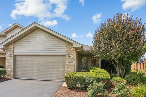 1464 Baileys Crossing Dr, Lemont, IL, 60439-8562 | Card Image