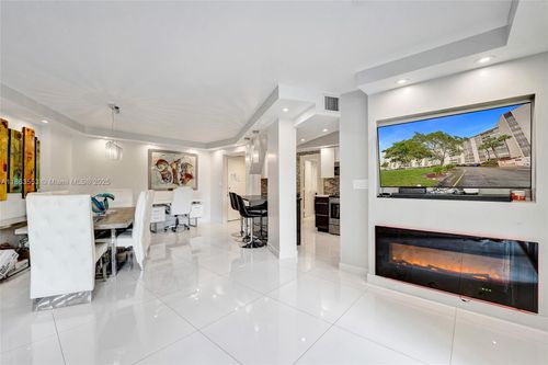 apt-1k-6911 Environ Blvd, Lauderhill, FL, 33319-4242 | Card Image