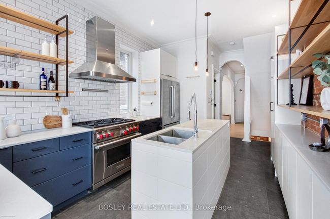 282 Crawford St, House attached with 5 bedrooms, 4 bathrooms and 1 parking in Toronto ON | Image 16