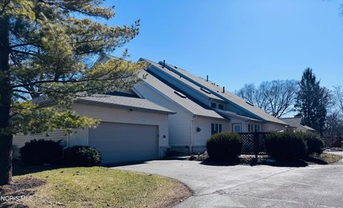 2132 The Blfs, Toledo, OH, 43615-3019 | Card Image