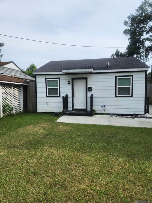 4135 Mohican St, Baton Rouge, LA, 70805-6026 | Card Image