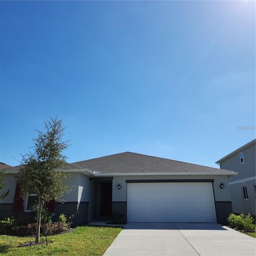 37410 Mackenzie Dr, ZEPHYRHILLS, FL, 33540-6550 | Card Image