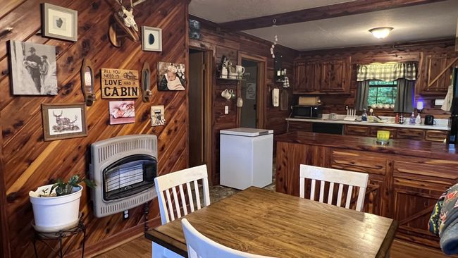 9009 Highway 412 E, House other with 2 bedrooms, 1 bathrooms and null parking in Linden TN | Image 7