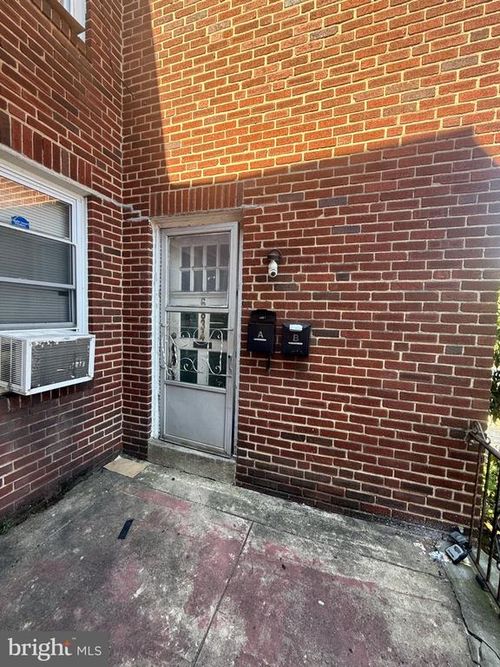 6834 Marshall Rd, UPPER DARBY, PA, 19082-4209 | Card Image