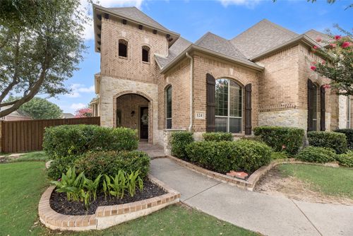 124 Crestbrook Dr, Rockwall, TX, 75087-7166 | Card Image