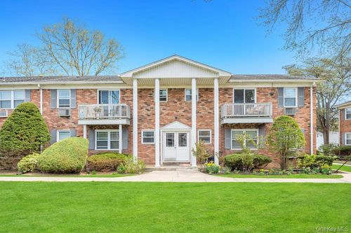63-63 Fairharbor Drive, Brookhaven, NY, 11772 | Card Image
