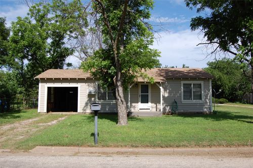 141 Ragland Street, Graham, TX, 76450 | Card Image