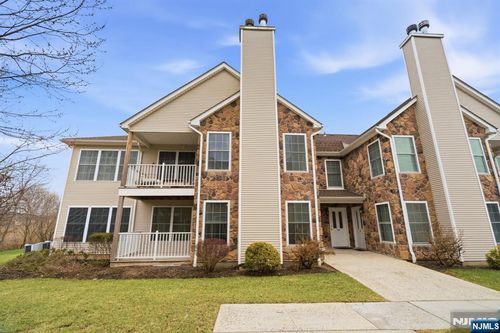 116 Chariot Ct, Piscataway, NJ, 08854-6668 | Card Image