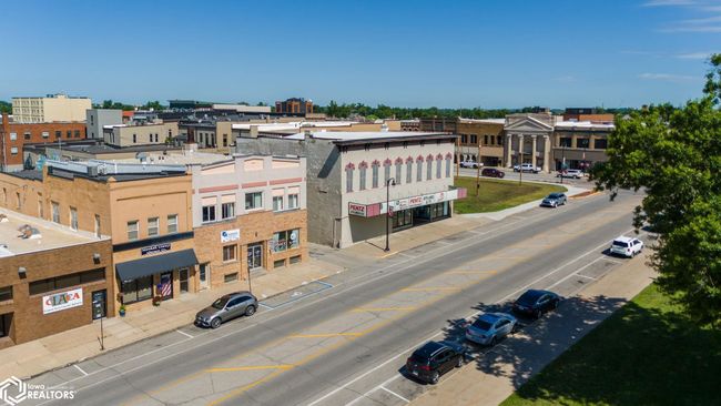 15 S Center St, Home with 0 bedrooms, 0 bathrooms and null parking in Marshalltown IA | Image 11