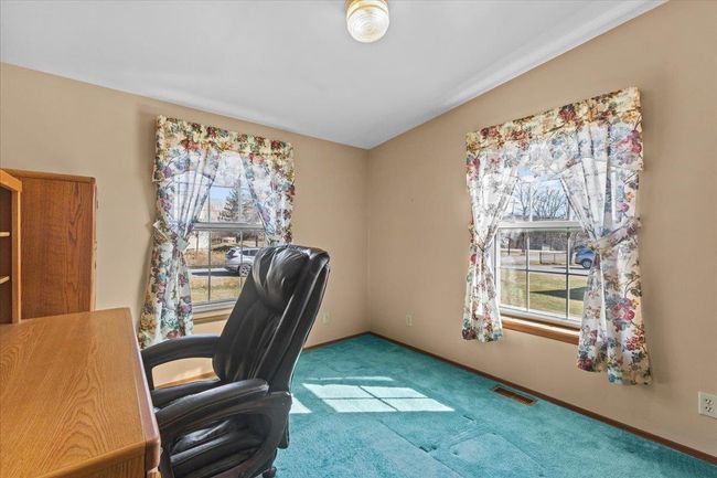 8 Leclaire Dr, House other with 3 bedrooms, 2 bathrooms and null parking in Milton VT | Image 22