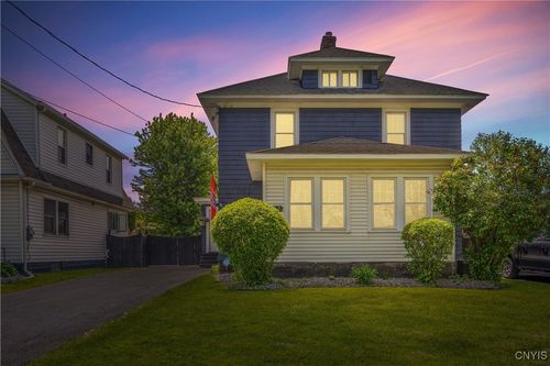 567 Grant Blvd, Syracuse, NY, 13203-1150 | Card Image