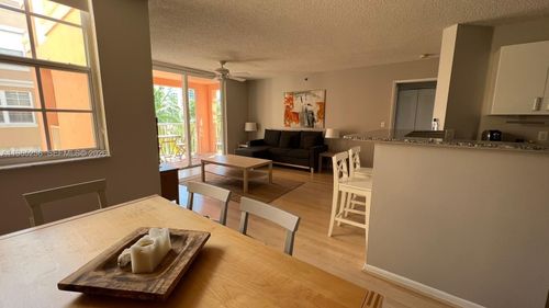 4504-19801 E Country Club Dr, Aventura, FL, 33180-4809 | Card Image