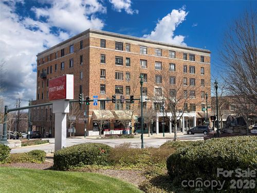 305-308-538 N Main Street, Hendersonville, NC, 28792 | Card Image