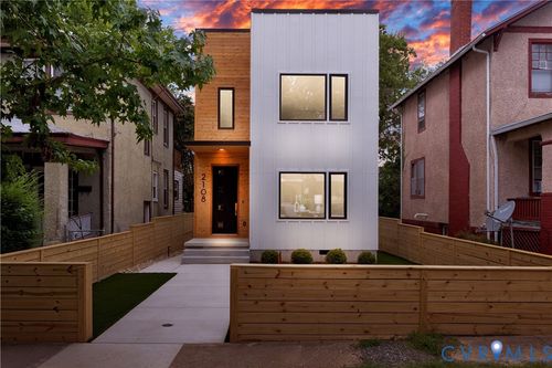 2202 3rd Ave, Richmond, VA, 23222-4626 | Card Image