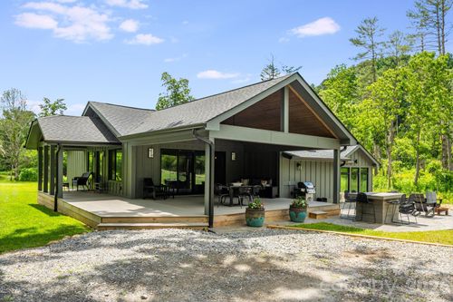 150 Shope Creek Rd, Asheville, NC, 28805-9795 | Card Image