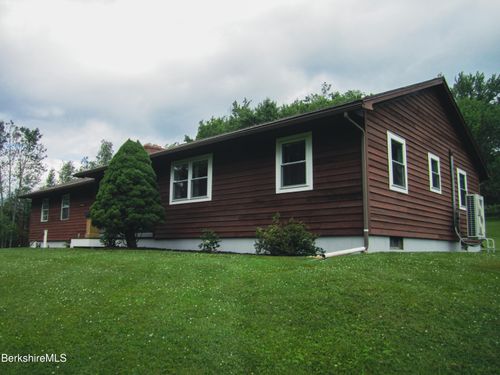 805 Savoy Rd, Cheshire, MA, 01225-9006 | Card Image