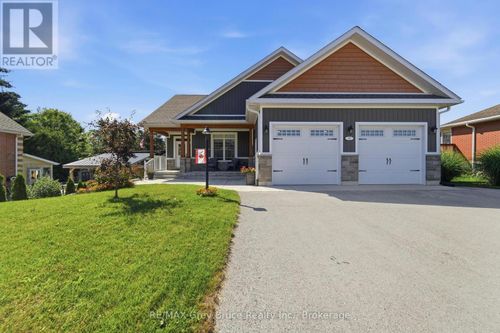 59 4th Street N, Arran Elderslie, ON, N0G1L0 | Card Image