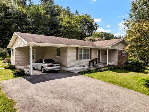 429 Dogwood Heights Dr, Tazewell, TN, 37879-4514 | Card Image