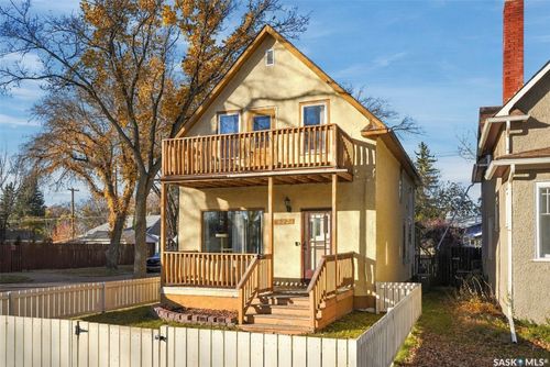 622 32nd Street W, Saskatoon, SK, S7L0T2 | Card Image