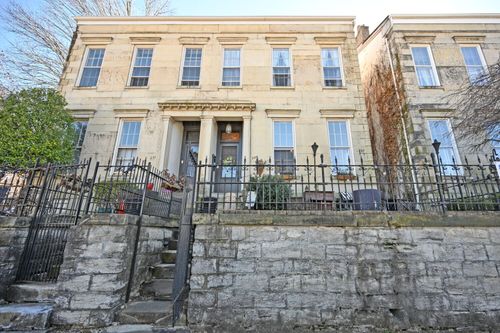 1f-229 Riverside Dr, Covington, KY, 41011-1880 | Card Image