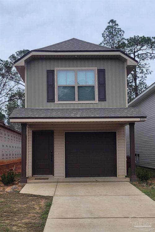 3220 Atlas Dr, Milton, FL, 32583-6543 | Card Image