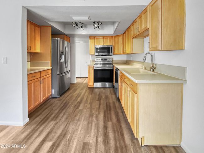 12834 S Wakial Loop, Sold in Phoenix - Zoocasa