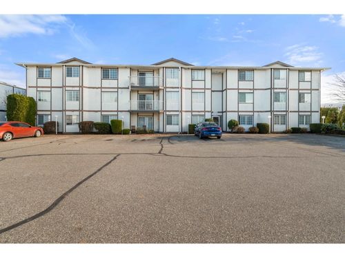 220-45669 Mcintosh Dr, Chilliwack, BC, V2P6V4 | Card Image