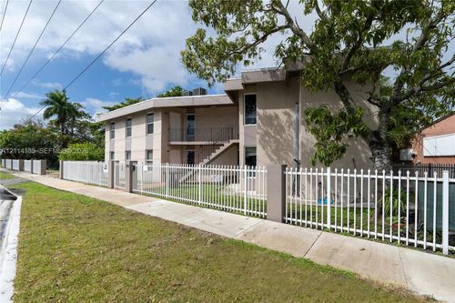 2a-2651 Nw 11th St, Miami, FL, 33125-3003 | Card Image