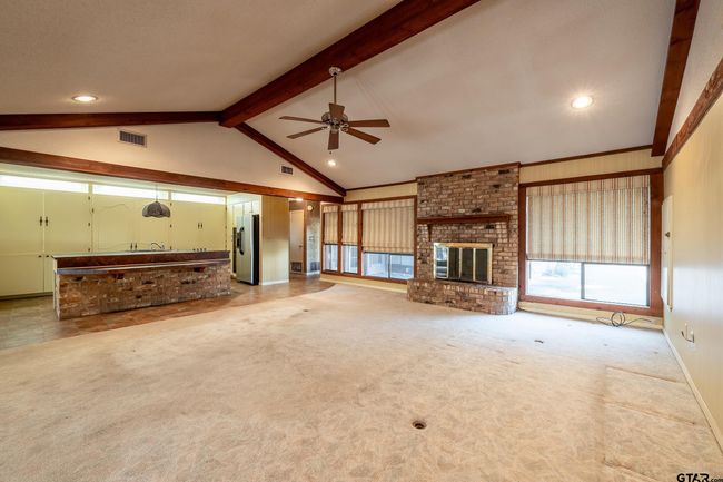 507 E Longview St, House other with 3 bedrooms, 3 bathrooms and null parking in Arp TX | Image 5