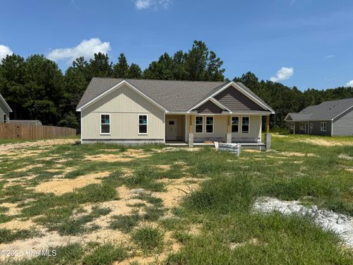 602 Tuscany Cir, Princeton, NC, 27569-9558 | Card Image