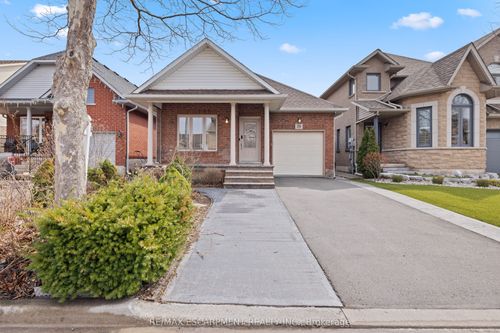 39 Mckibbon Ave, Hannon, ON, L0R1P0 | Card Image