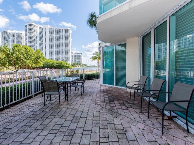 APT-102 - 3370 Ne 190 Th St, Condo with 2 bedrooms, 3 bathrooms and null parking in Aventura FL | Image 13