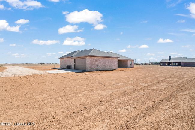 10409 N Fm 1729, House other with 3 bedrooms, 3 bathrooms and null parking in Idalou TX | Image 34